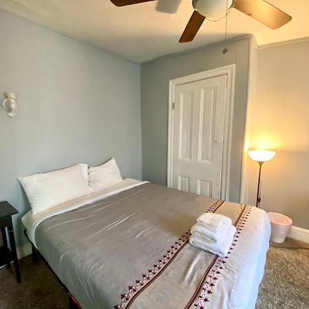 Clover 2900 - Apartment And Rooms With Private Bathroom Near Washington Ave South Philly Philadelphia Kültér fotó