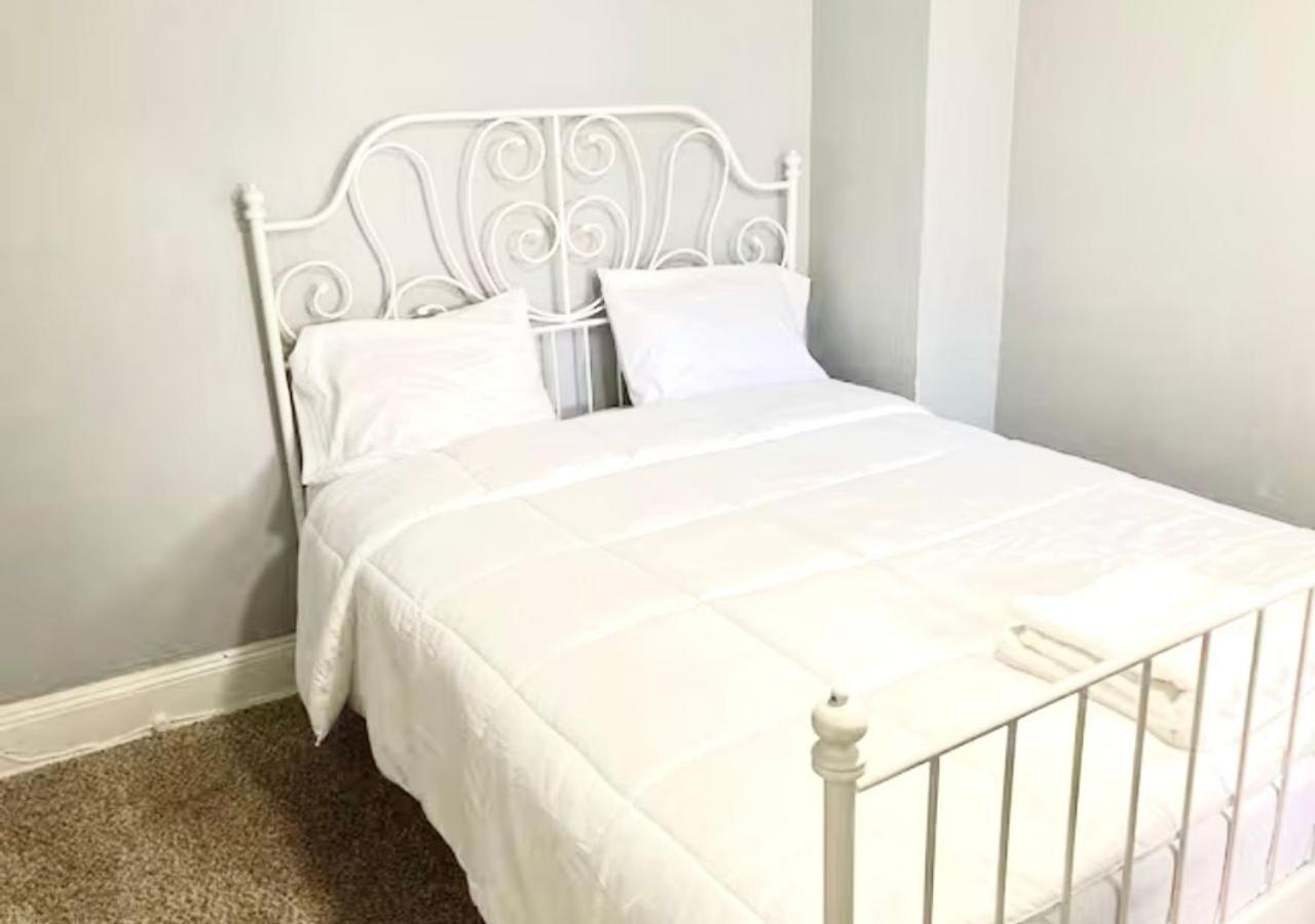 Clover 2900 - Apartment And Rooms With Private Bathroom Near Washington Ave South Philly Philadelphia Kültér fotó