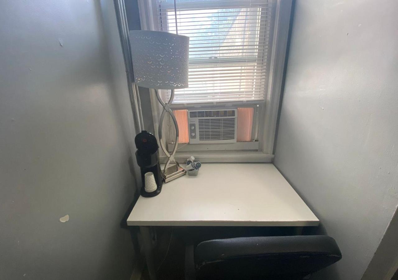 Clover 2900 - Apartment And Rooms With Private Bathroom Near Washington Ave South Philly Philadelphia Szoba fotó