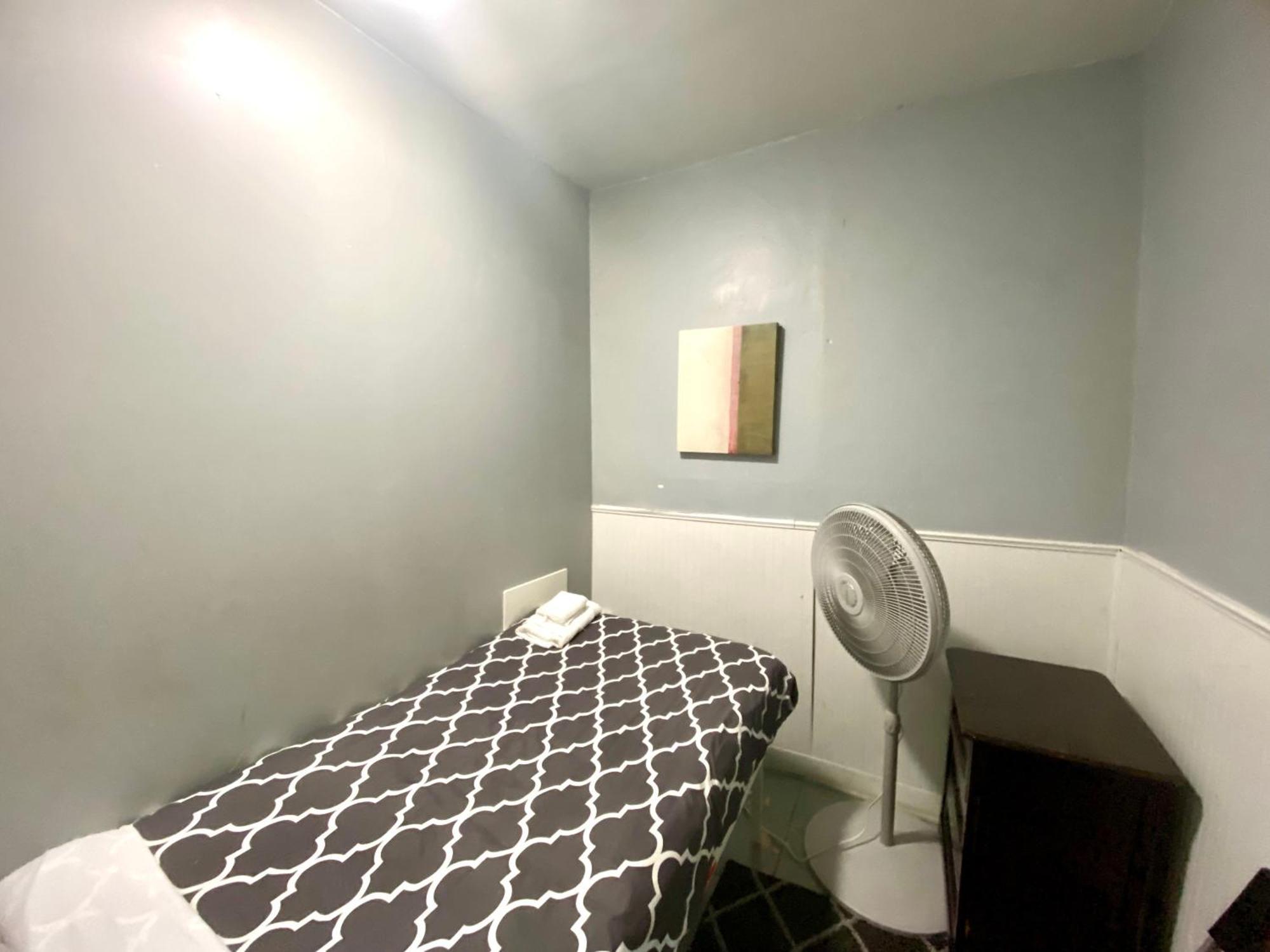 Clover 2900 - Apartment And Rooms With Private Bathroom Near Washington Ave South Philly Philadelphia Kültér fotó