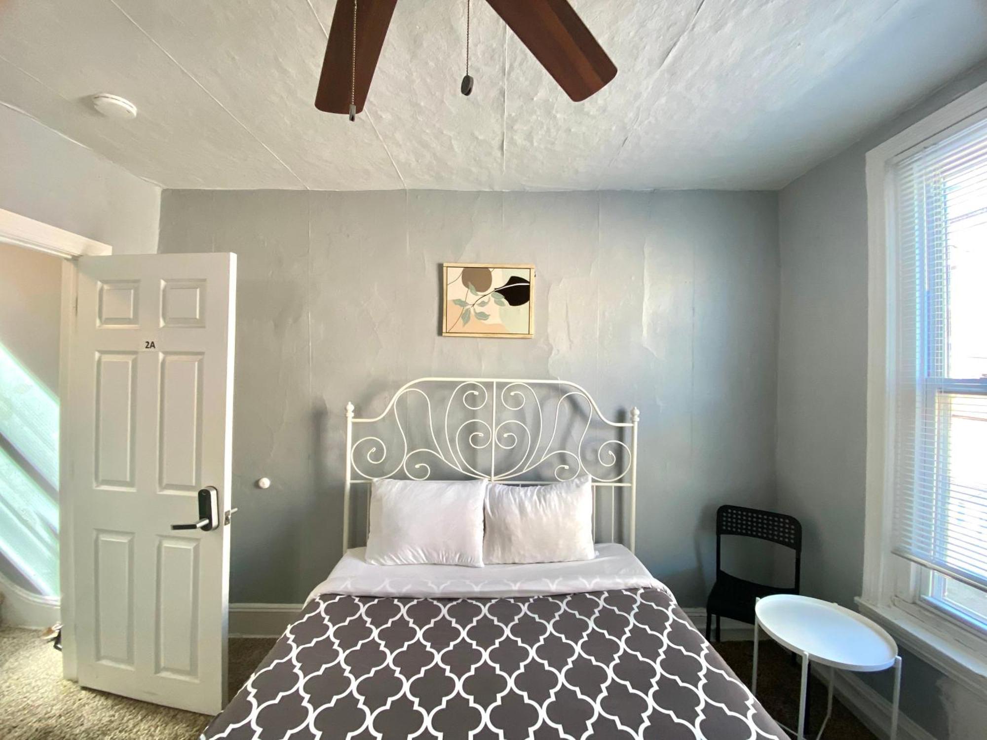 Clover 2900 - Apartment And Rooms With Private Bathroom Near Washington Ave South Philly Philadelphia Kültér fotó